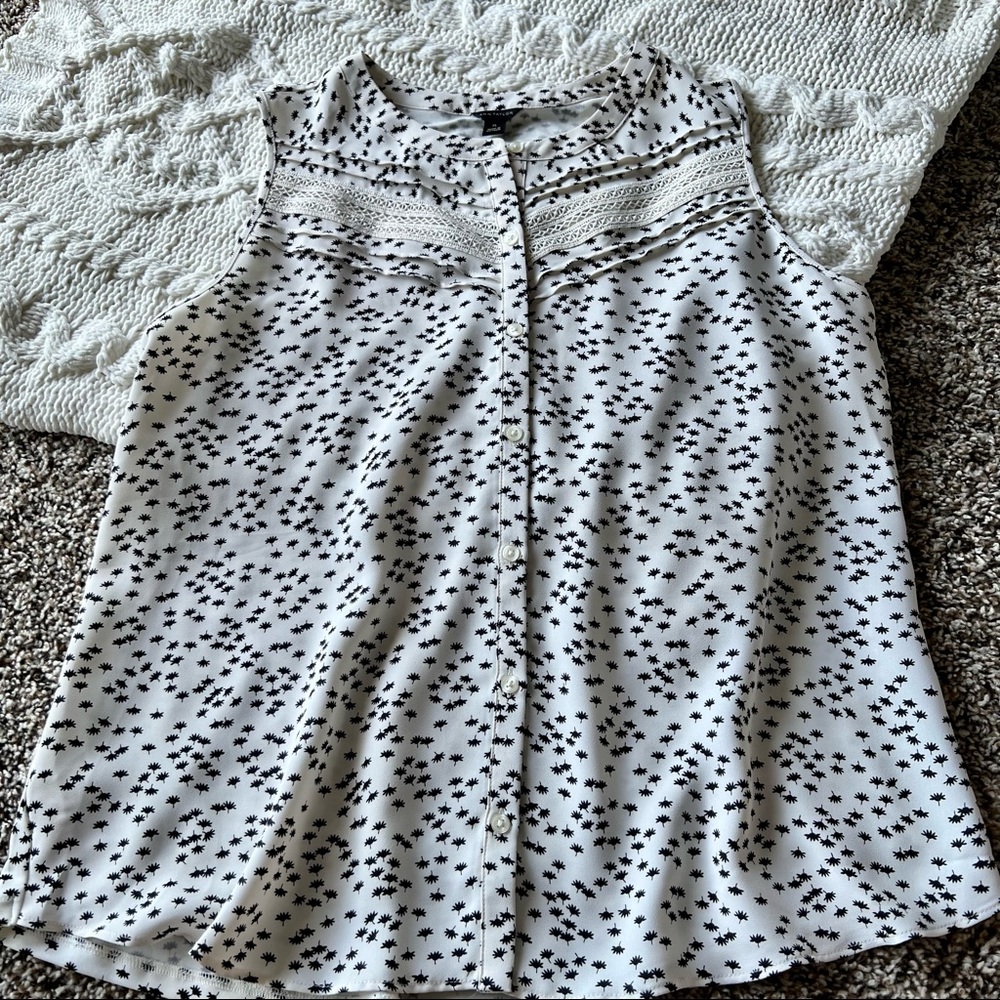 Ann Taylor Black and White Sleeveless Blouse, Size XL